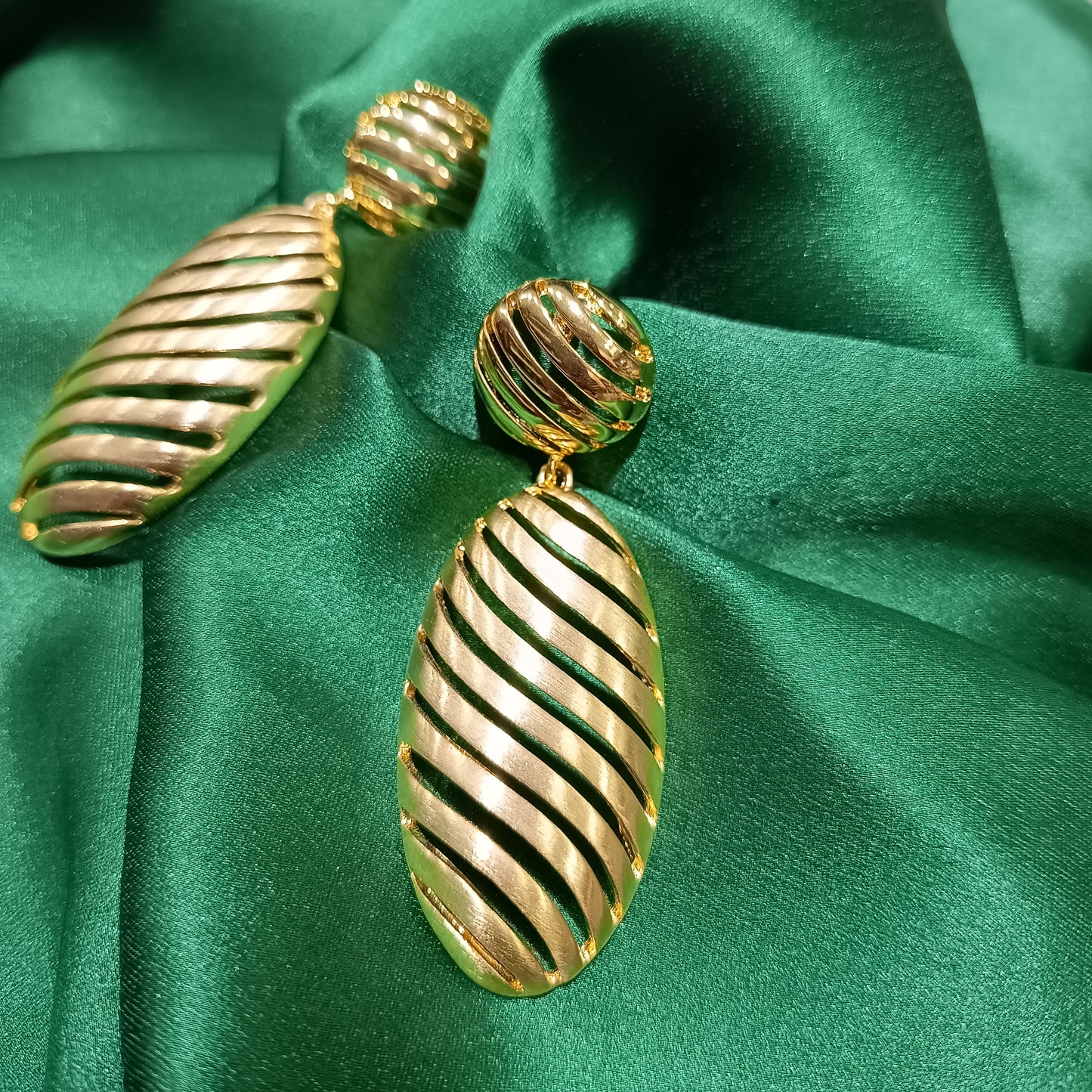 Jalparee's Western earring