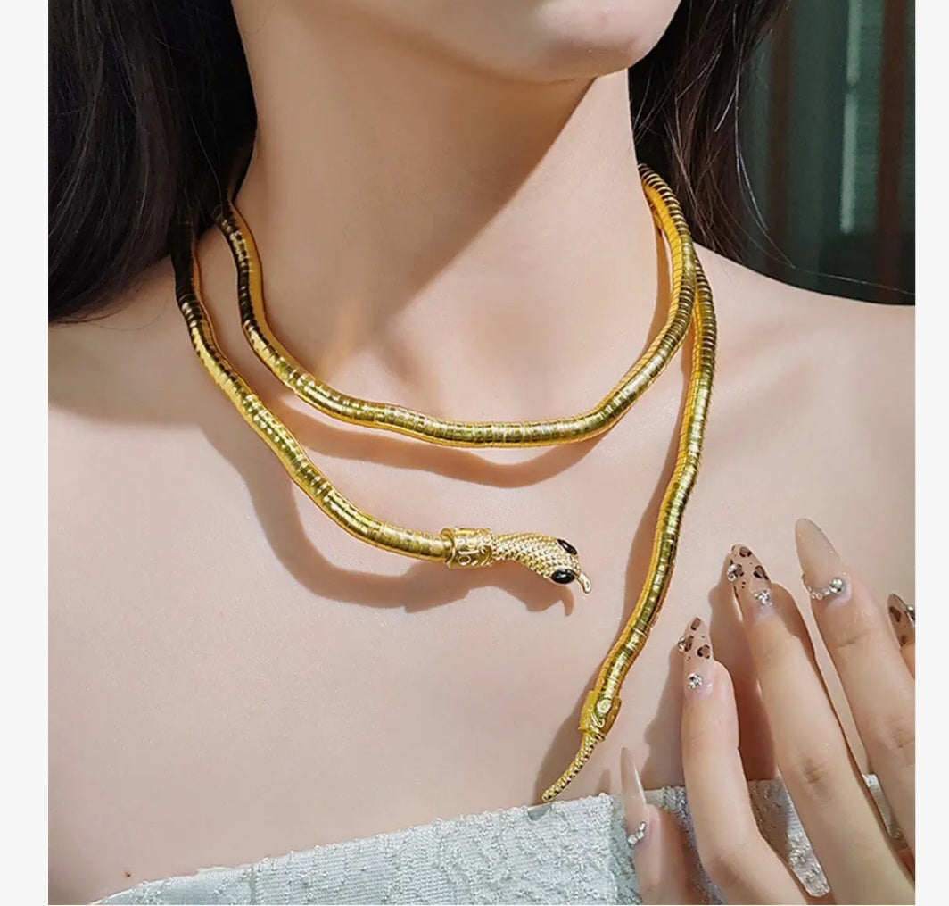 Flexible Snake Design Golden Anti-Tarnish Multi-Wear Neckpiece