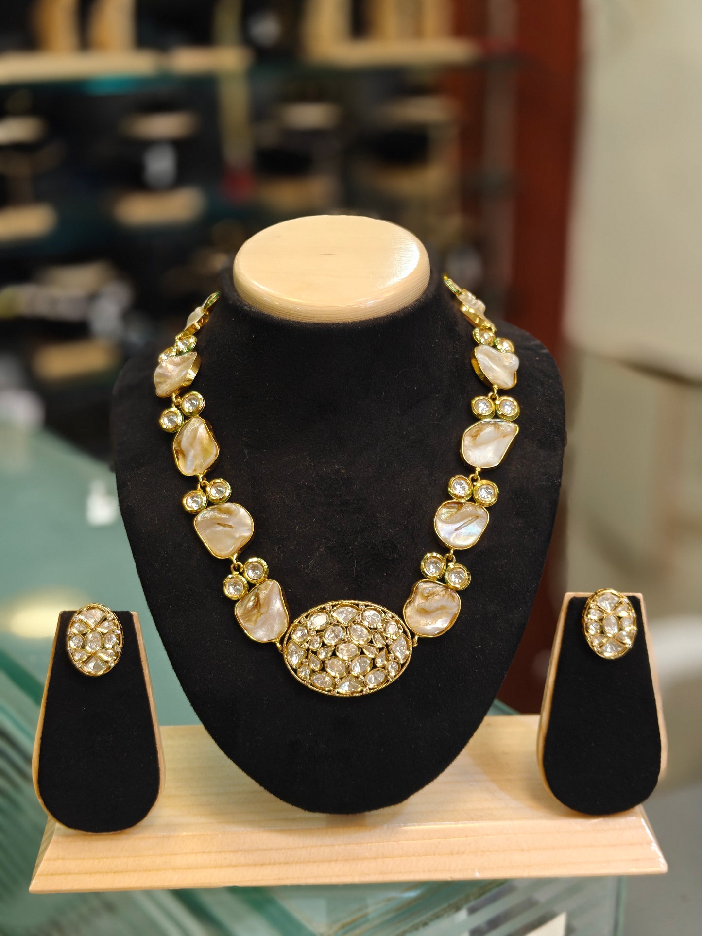 Regal Polki & Baroque Pearl Necklace Set