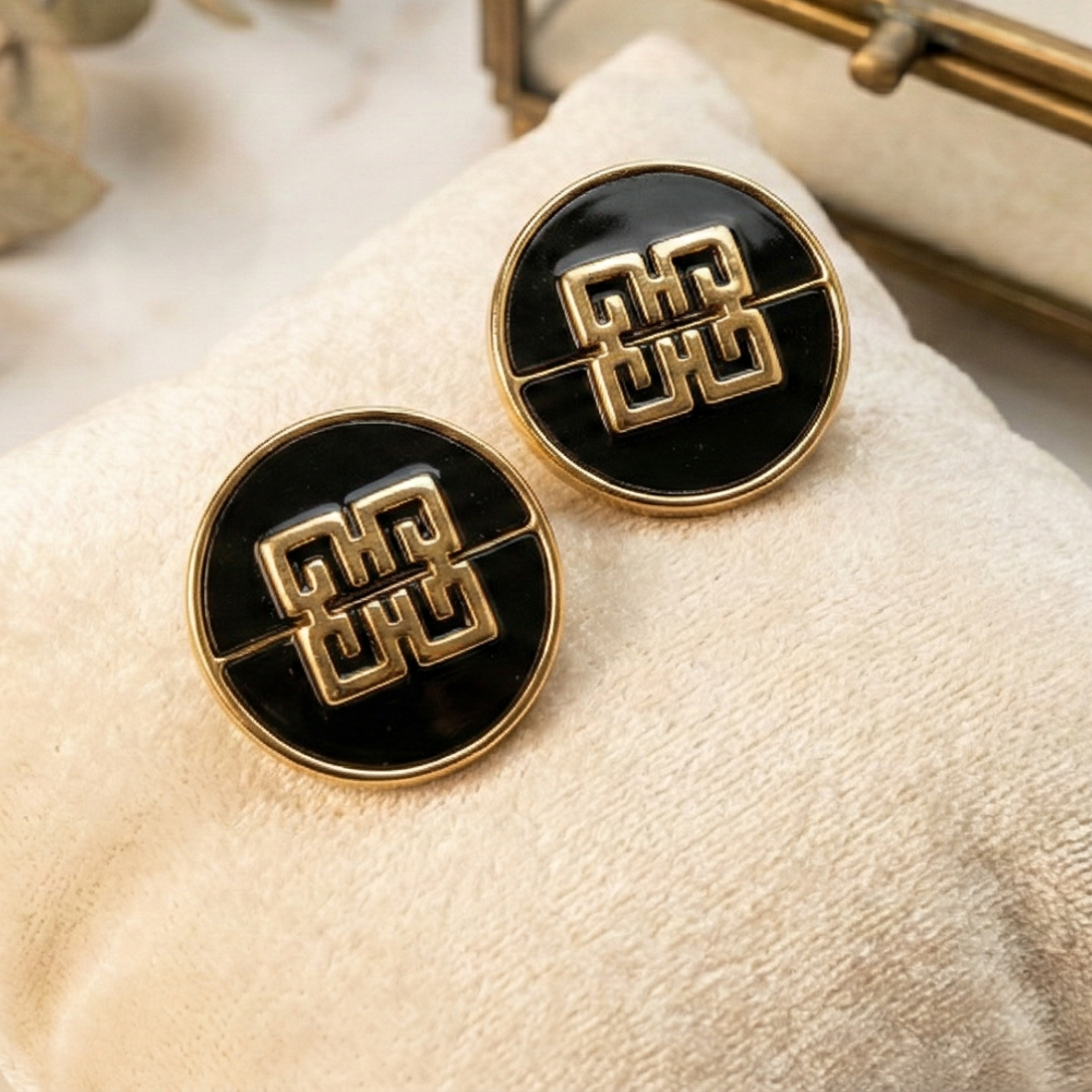 Jalparee Midnight Labyrinth Black & Gold Indo-Western Studs